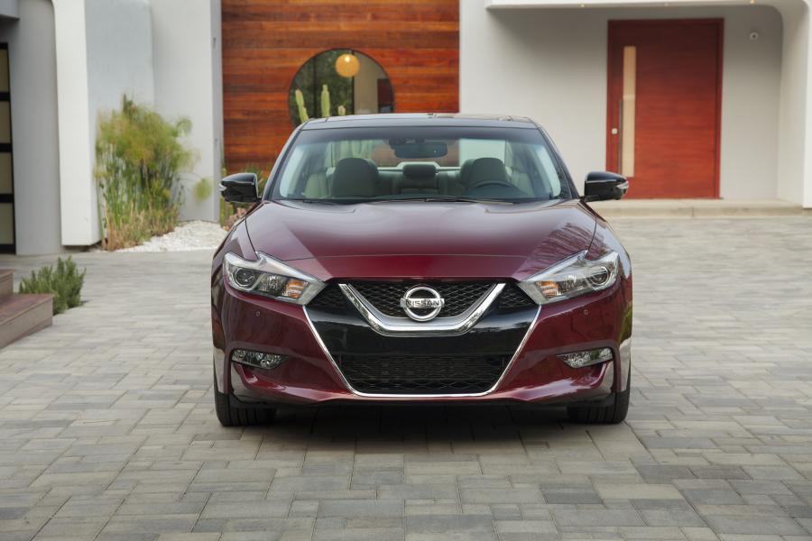  Nissan Maxima 2015 года  (фото 48 из 60)